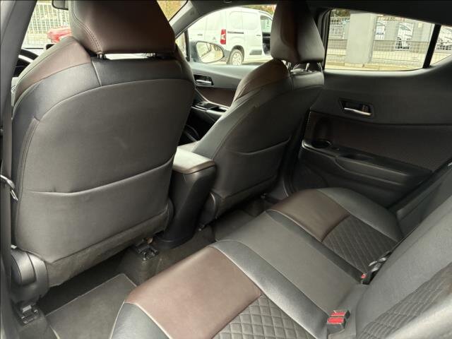 Toyota C-HR SUV 1,2 l 85 kw