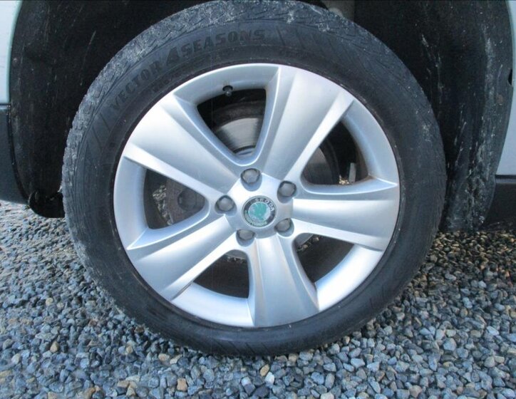 Škoda Yeti SUV / Terénní 1,2 l 77 kw