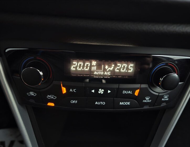 Suzuki SX4 S-Cross 19