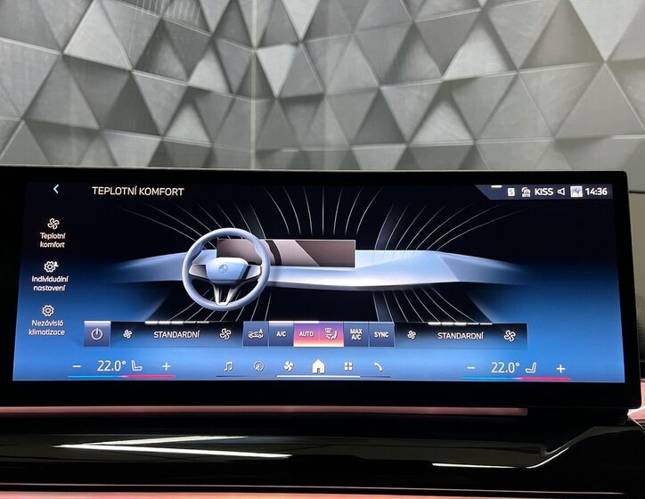 BMW Ostatní Sedan / Limuzína 0,0 290 kw