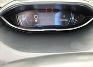 Peugeot 5008 SUV 2,0 l 110 kw