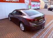 Mazda 3 Sedan / Limuzína 2,0 l 88 kw
