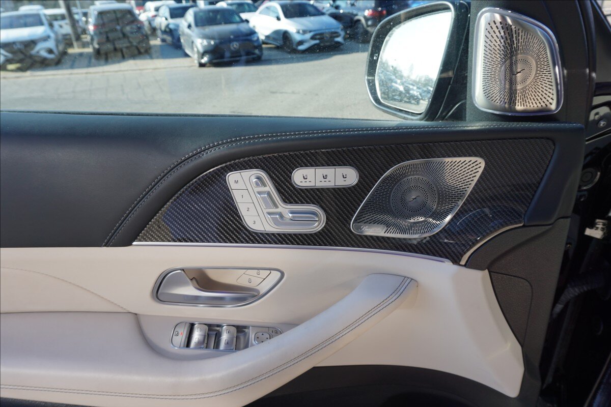 Mercedes-Benz GLS SUV / Terénní 4,0 l 450 kw