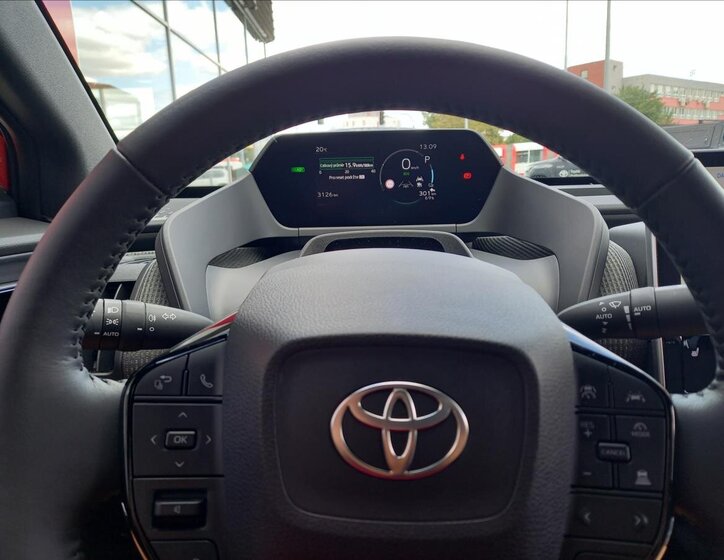 Toyota bZ4X SUV / Terénní 0,0 160 kw