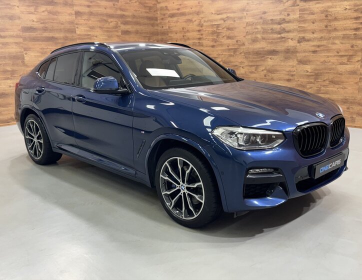 BMW X4 SUV 3,0 l 195 kw