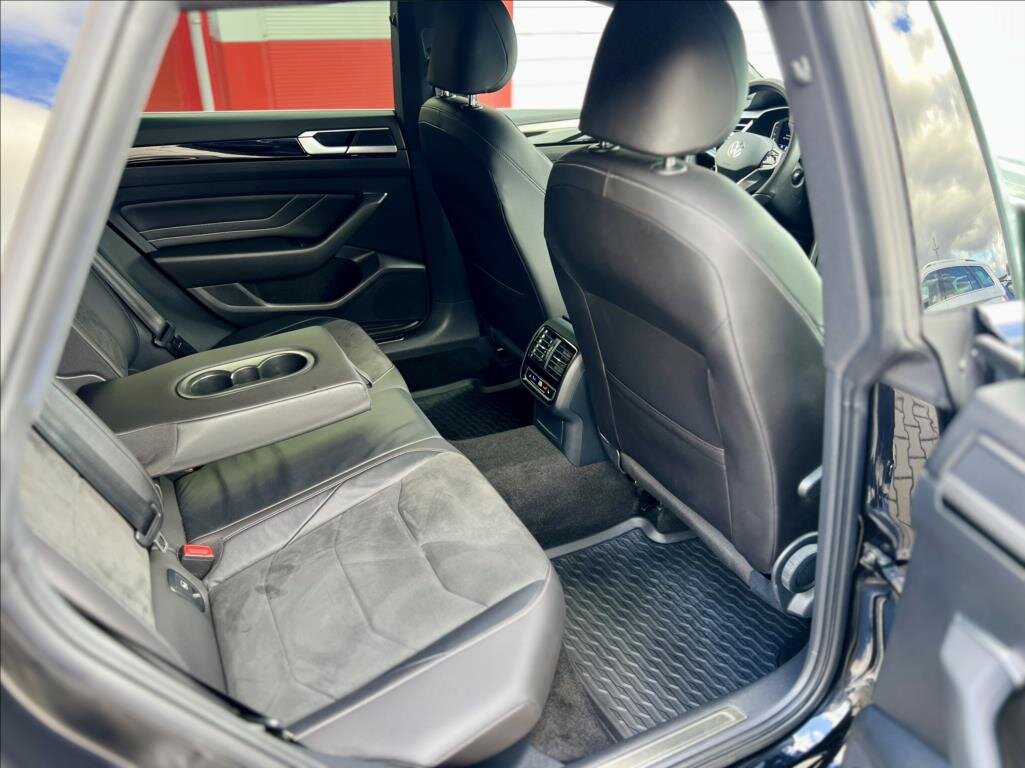 Volkswagen Arteon Kombi 2,0 l 147 kw