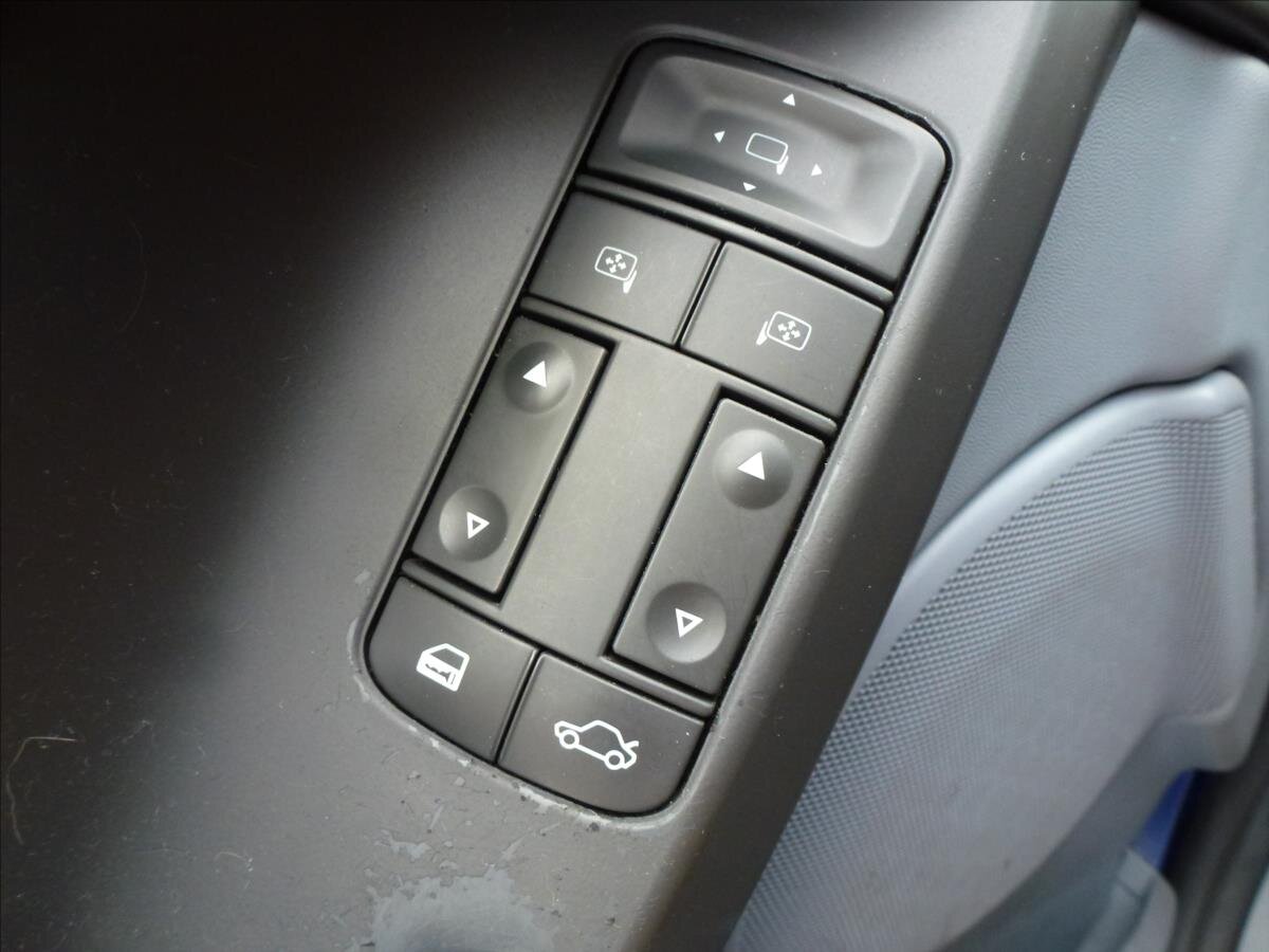 Opel Vectra Sedan 1,8 l 90 kw