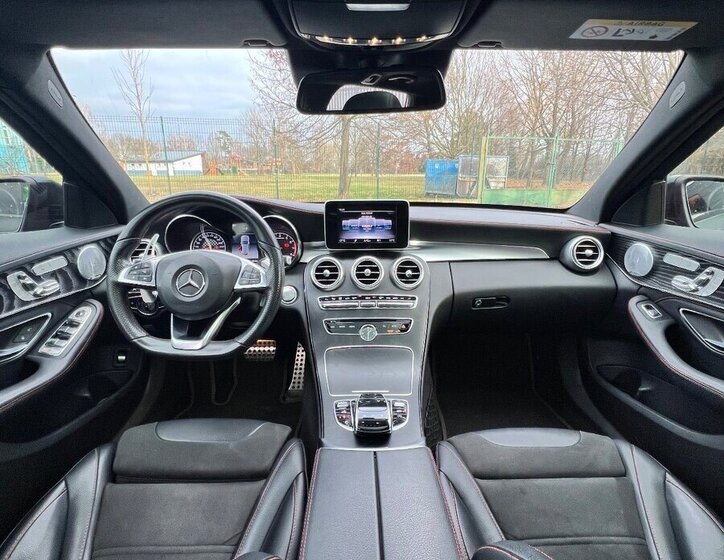 Mercedes-Benz Třídy C Kombi 0,0 270 kw