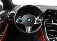 BMW Řada 8 13