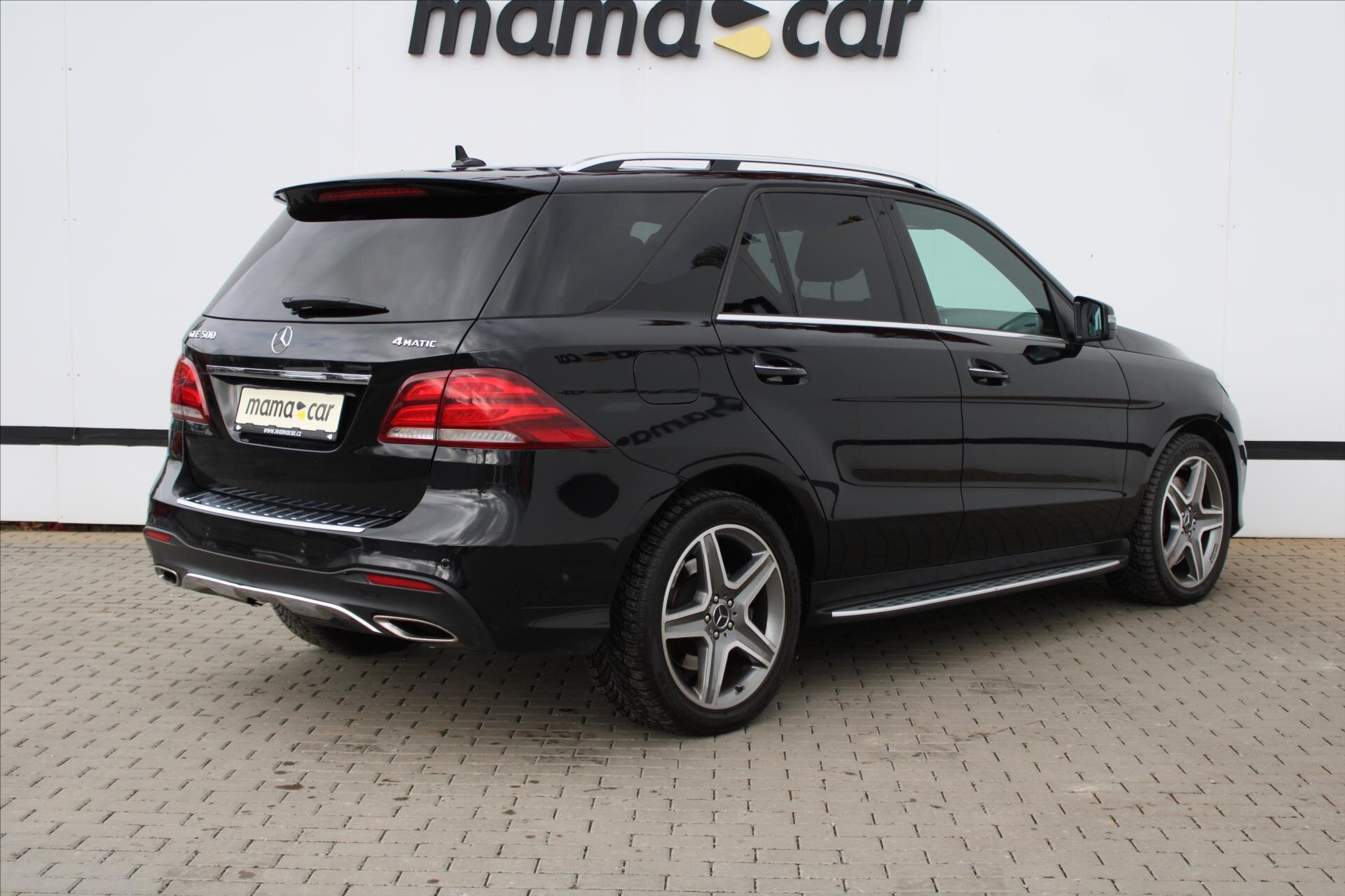 Mercedes-Benz GLE SUV / Terénní 4,7 l 335 kw
