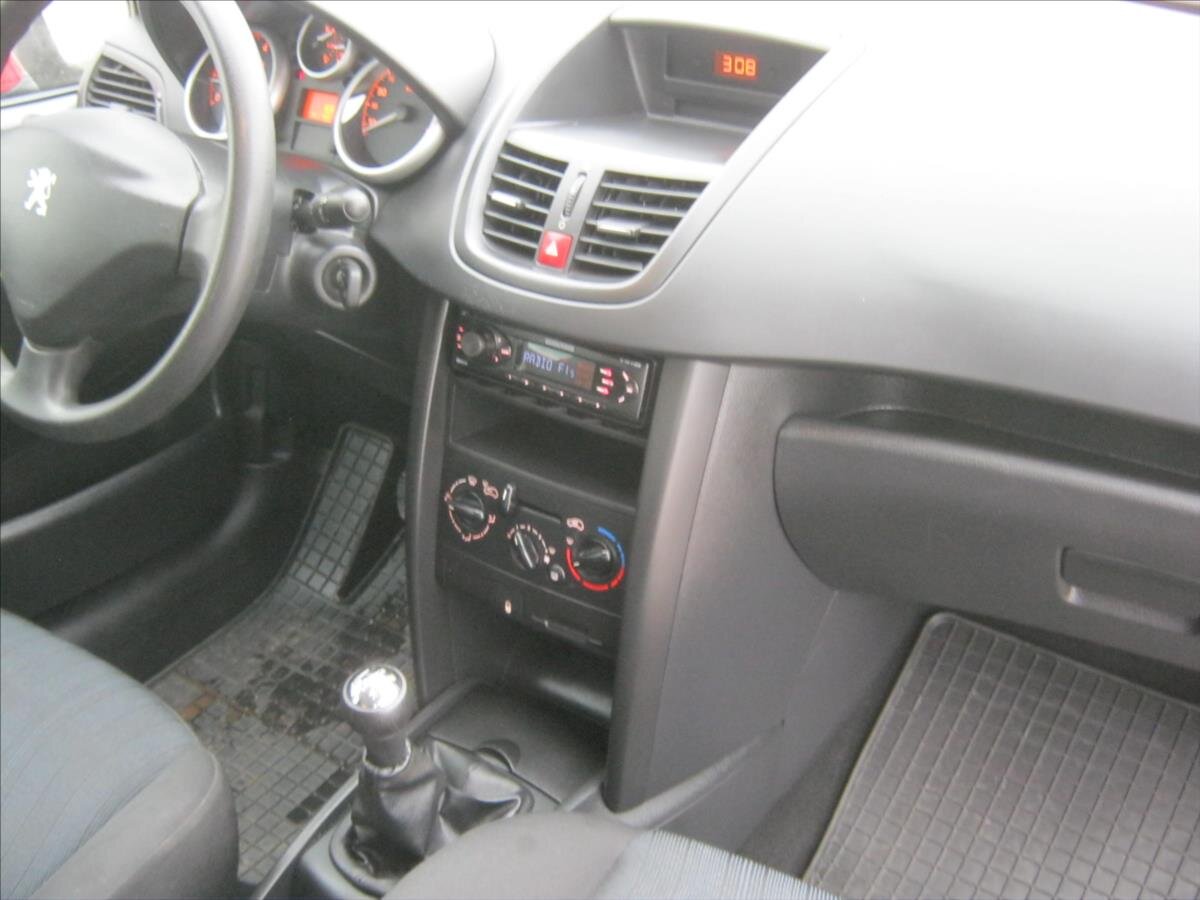 Peugeot 207 Kombi 1,4 l 54 kw