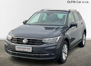 Volkswagen Tiguan 1