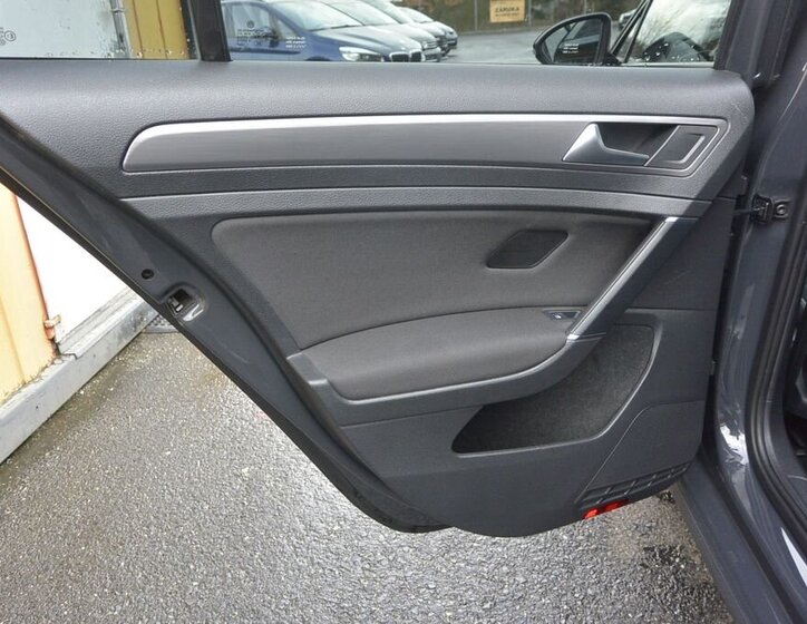 Volkswagen Golf Kombi 2,0 l 110 kw