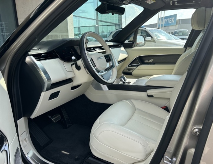 Land Rover Range Rover 8