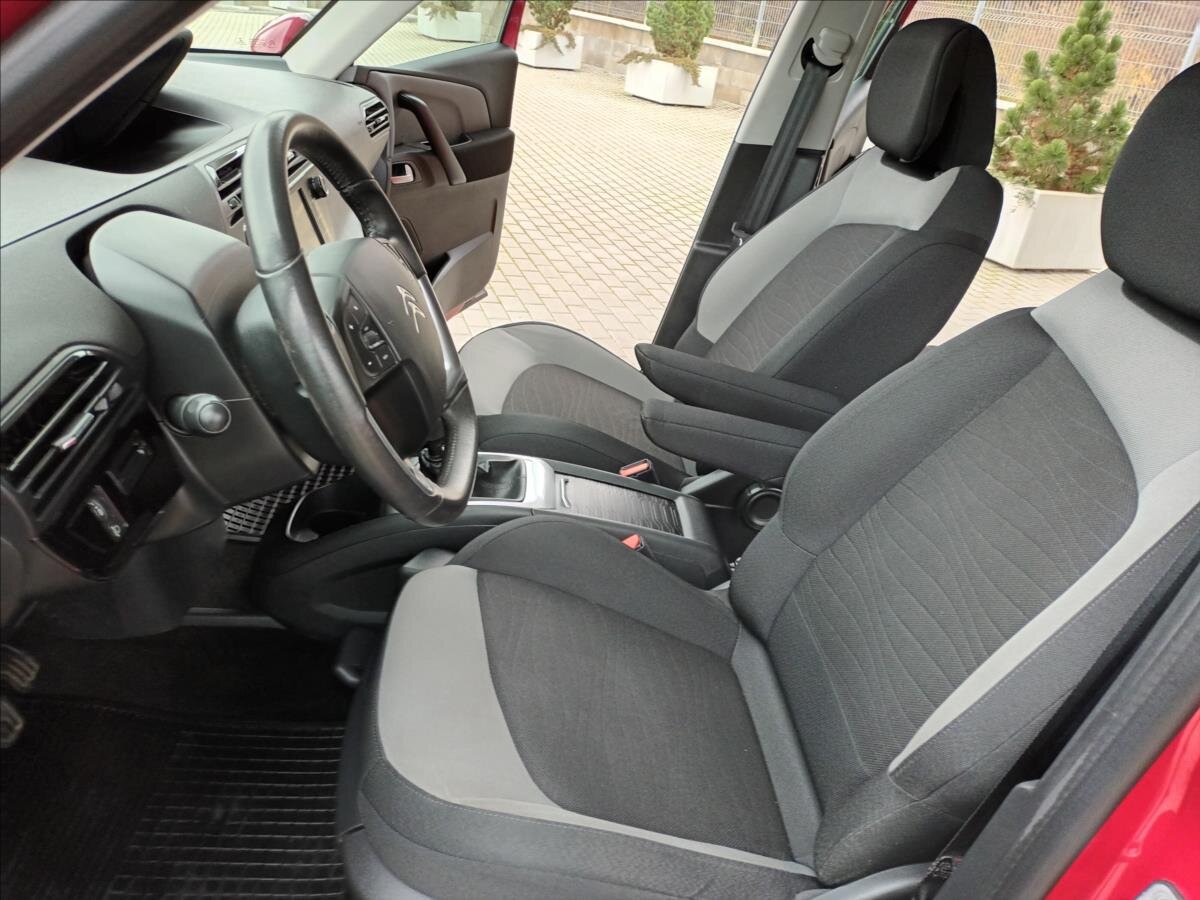 Citroën C4 Picasso MPV 1,2 l 81 kw