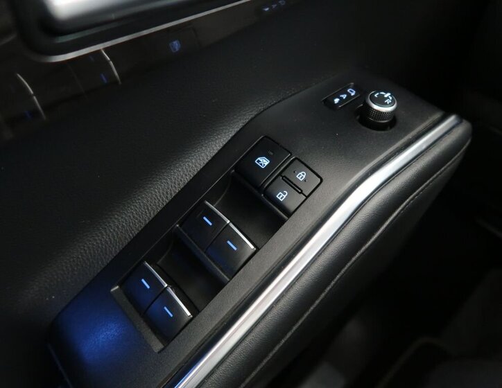 Toyota Highlander SUV / Terénní 2,5 l 182 kw