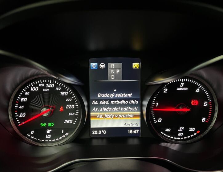 Mercedes-Benz GLC 27