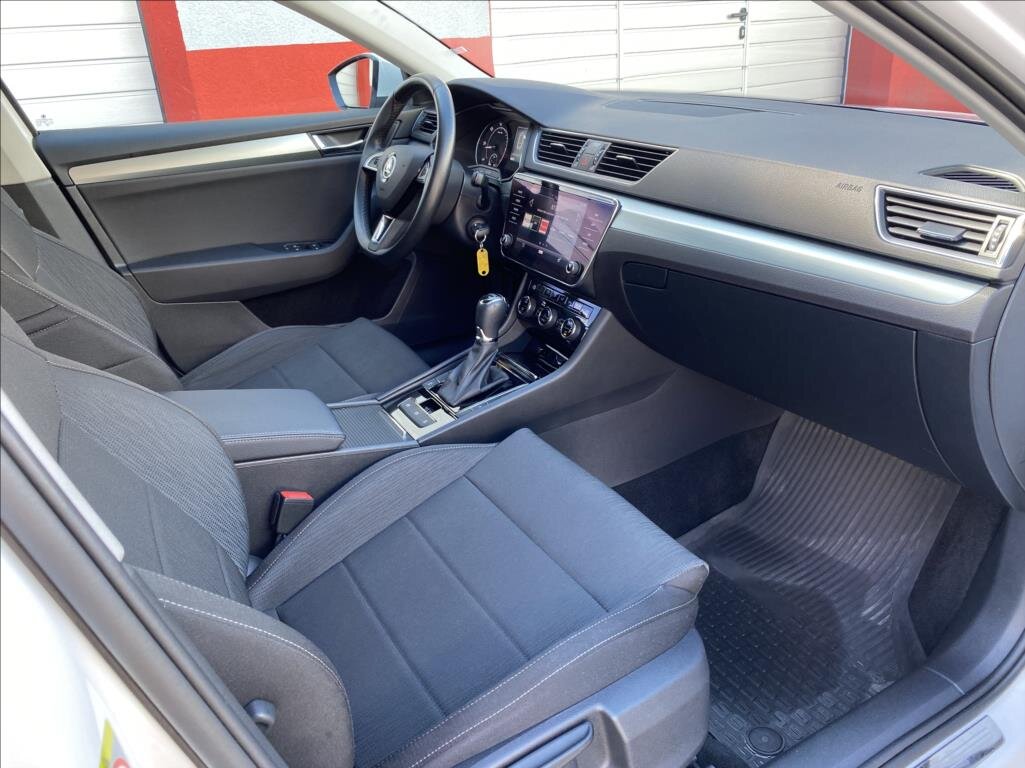 Škoda Superb Kombi 2,0 l 110 kw