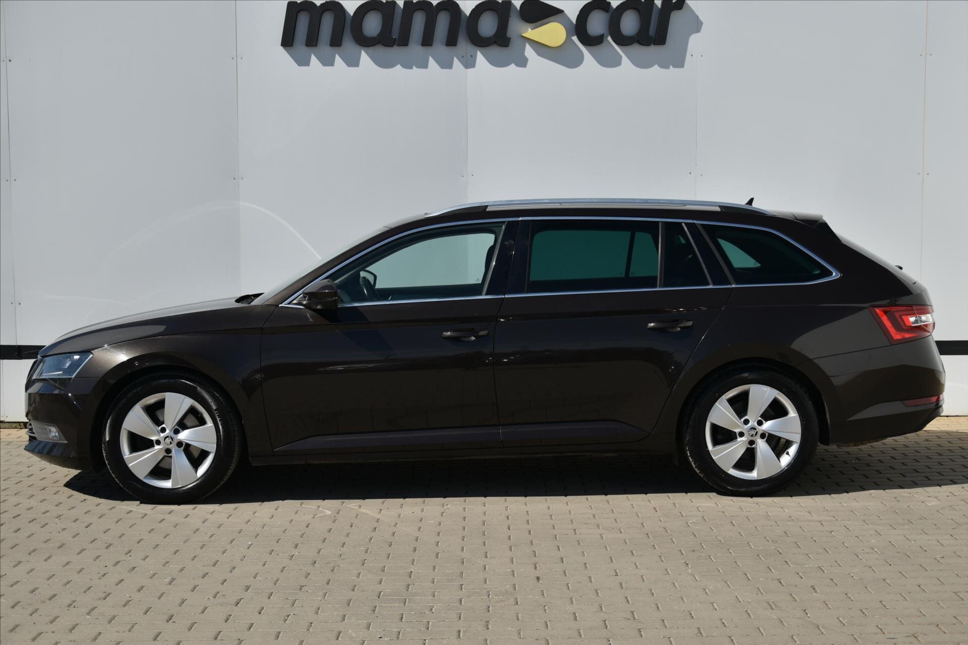 Škoda Superb Kombi 2,0 l 140 kw