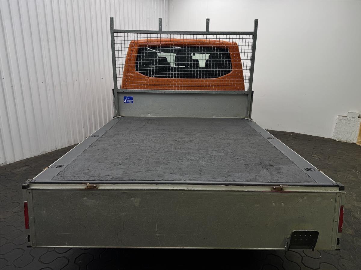 Volkswagen Transporter Valník 2,0 l 81 kw