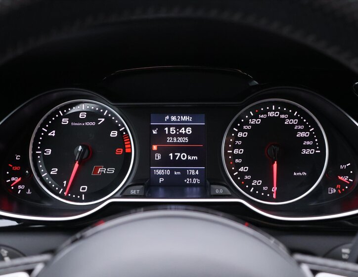 Audi RS 4 Kombi 4,2 l 331 kw