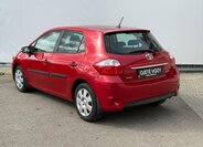 Toyota Auris Hatchback 1,3 l 73 kw