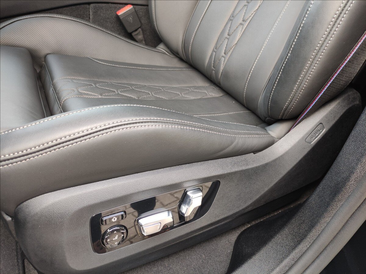 BMW X6 SUV 3,0 l 250 kw