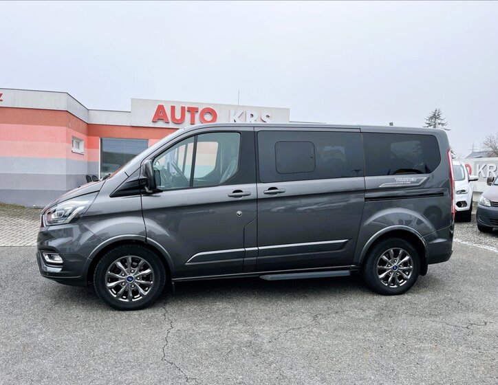 Ford Tourneo Custom Kombi 2,0 l 136 kw