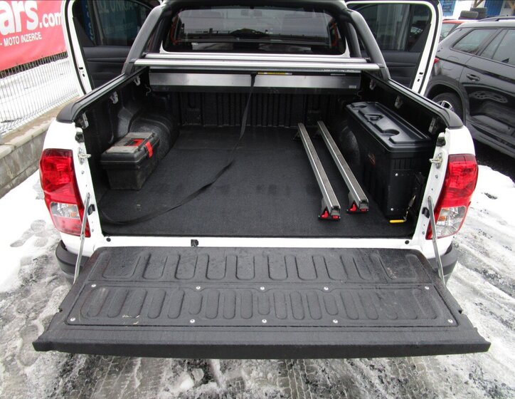 Toyota Hilux Ostatní 2,4 l 110 kw