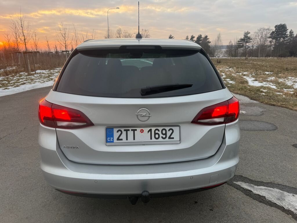 Opel Astra Kombi 1,2 l 81 kw