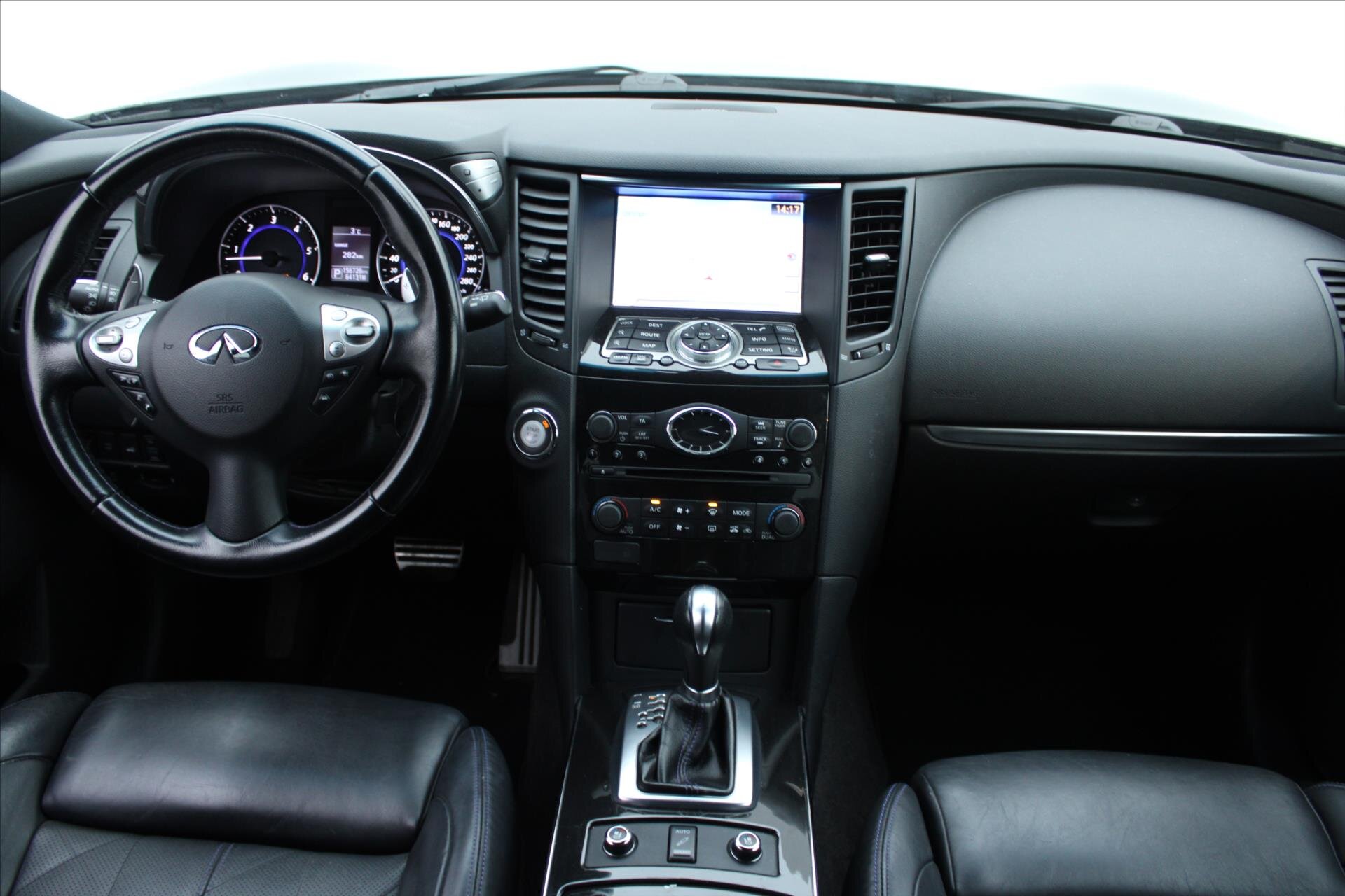 Infiniti QX70 SUV 3,0 l 175 kw