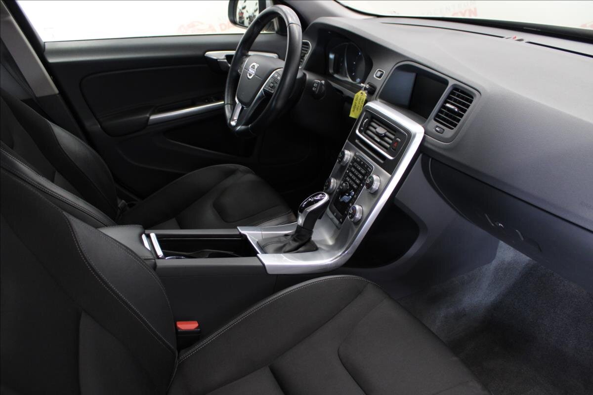 Volvo V60 Kombi 2,0 l 110 kw