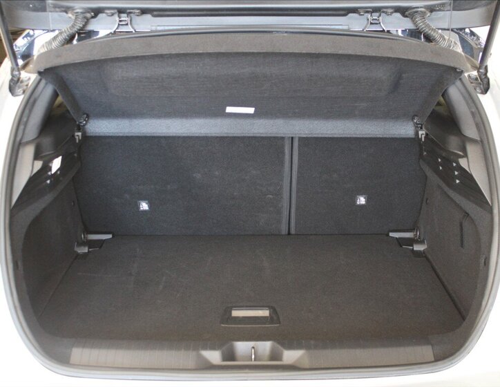 Opel Astra Hatchback 1,2 l 96 kw