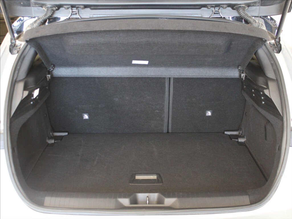 Opel Astra Hatchback 1,2 l 96 kw