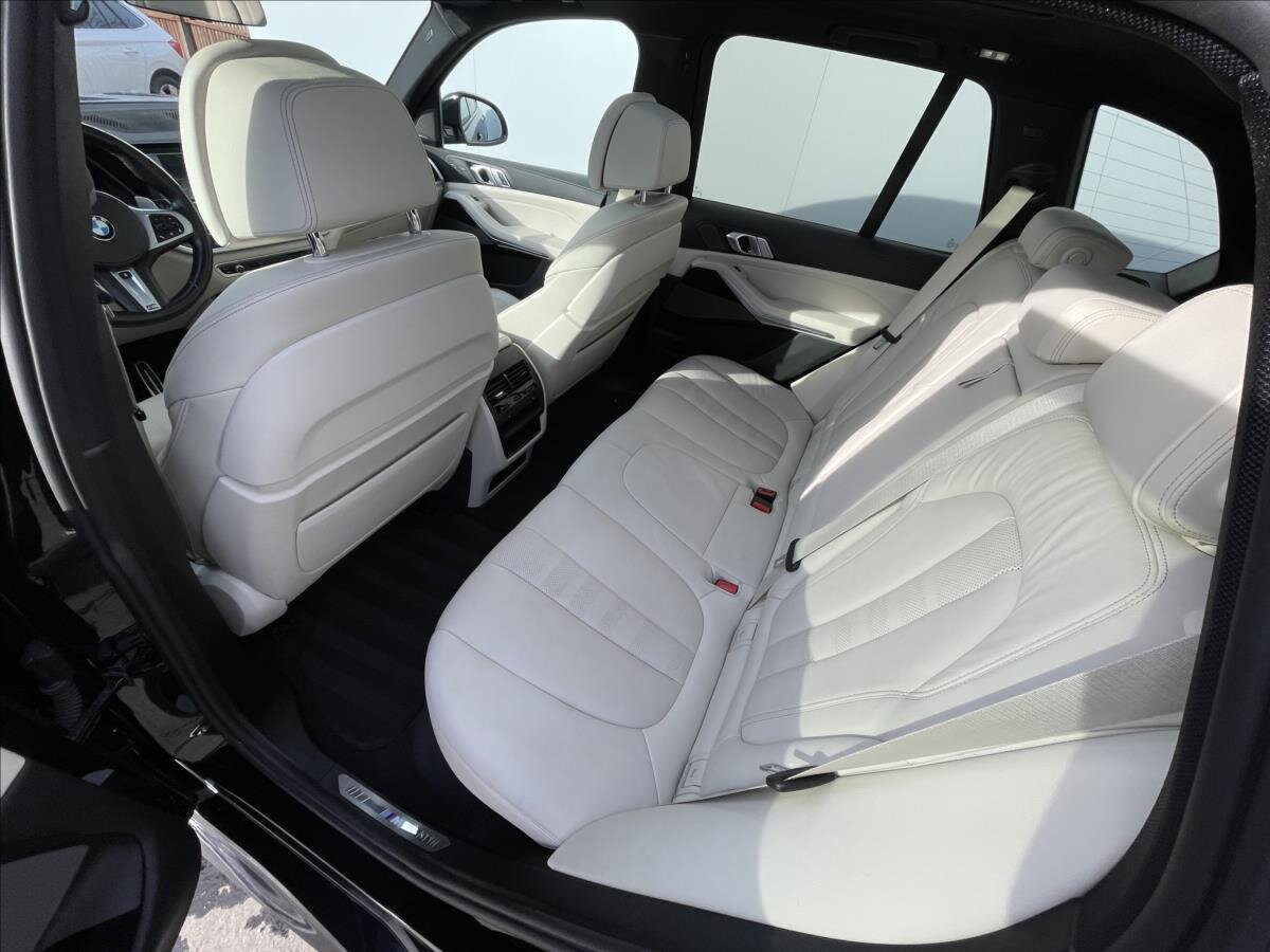 BMW X5 SUV 3,0 l 245 kw