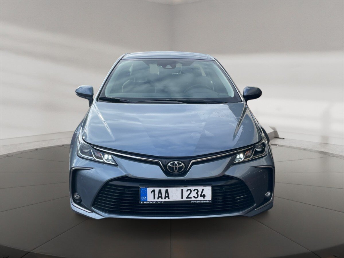Toyota Corolla Sedan / Limuzína 1,5 l 92 kw