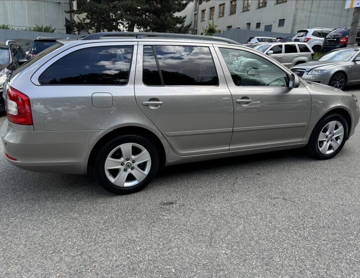 Škoda Octavia Kombi 1,6 l 77 kw