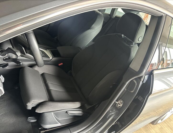 Audi A5 Sedan / Limuzína 2,0 l 140 kw