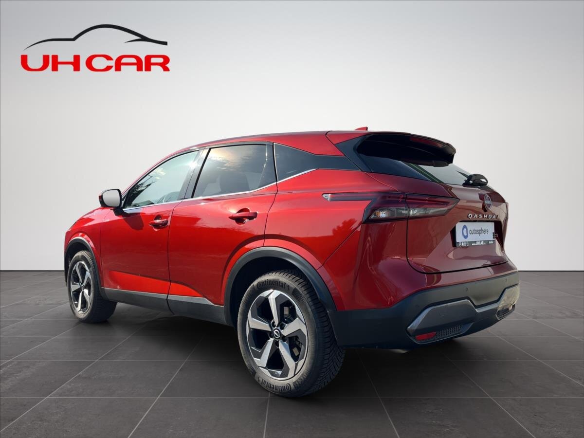 Nissan Qashqai SUV / Terénní 1,3 l 116 kw
