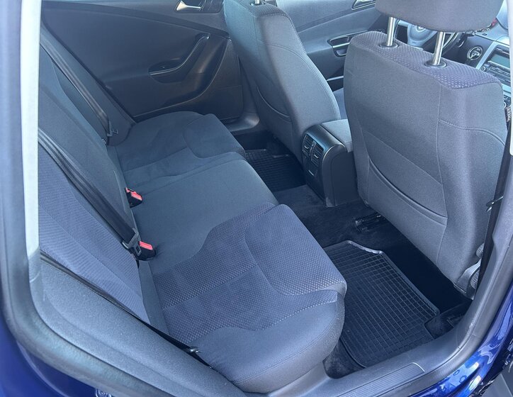 Volkswagen Passat Kombi 2,0 l 81 kw