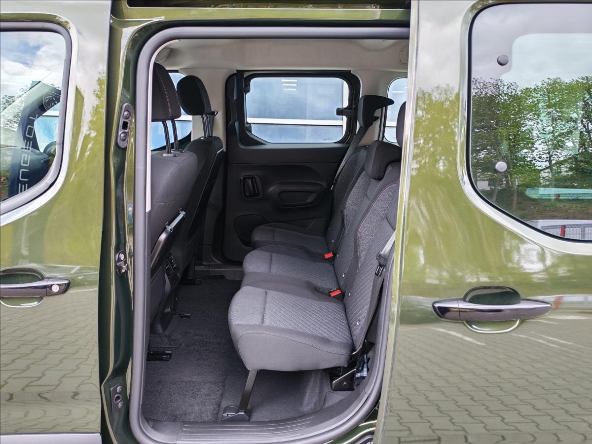 Peugeot Rifter MPV 1,5 l 96 kw