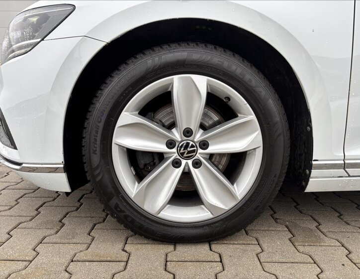 Volkswagen Passat Kombi 2,0 l 110 kw