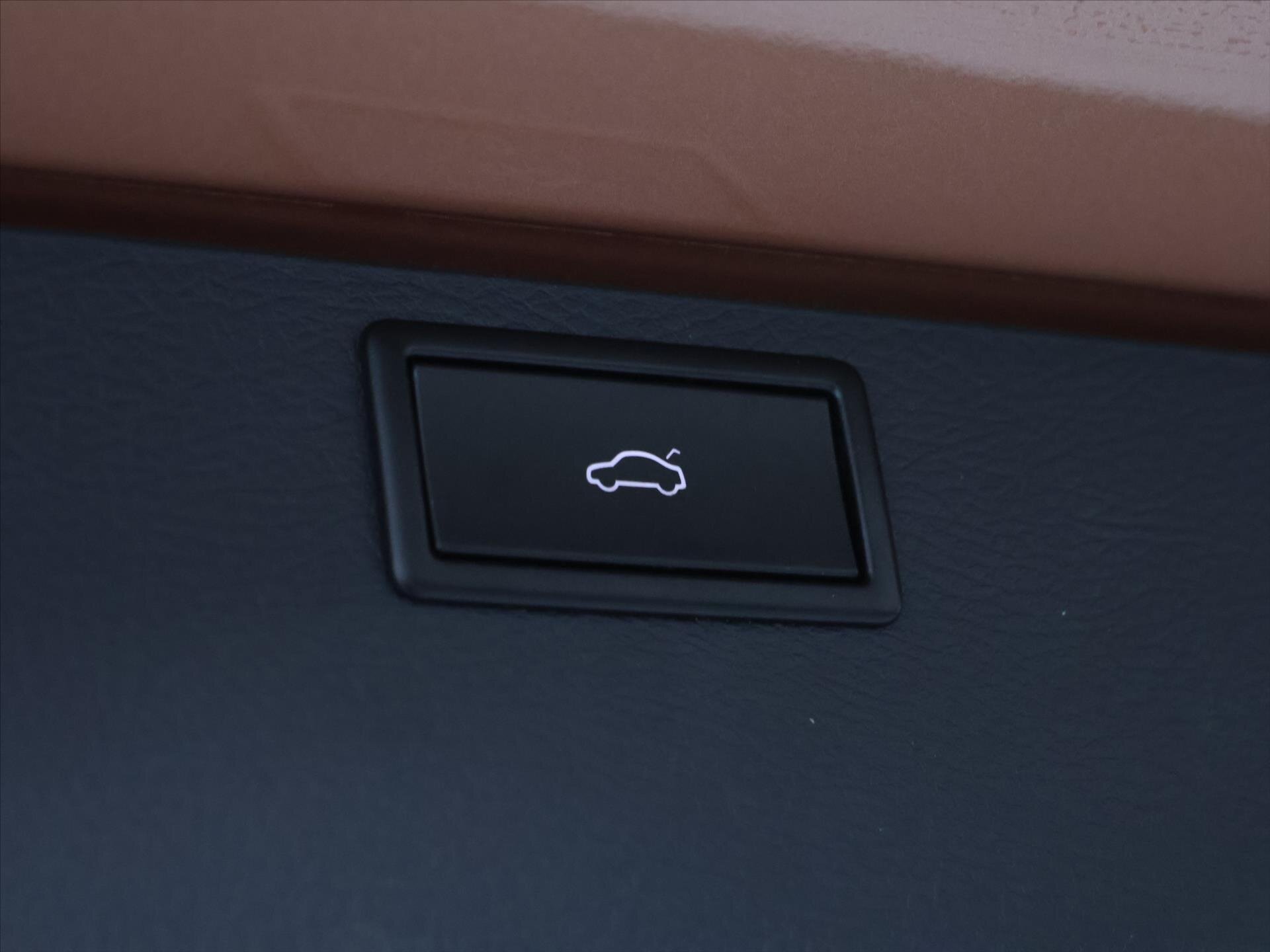 Volkswagen Multivan Kombi 2,0 l 146 kw