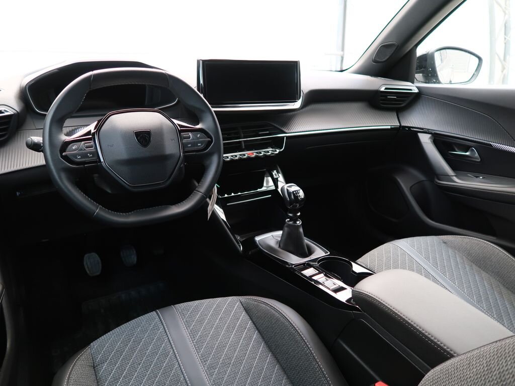 Peugeot 2008 SUV / Terénní 1,2 l 74 kw