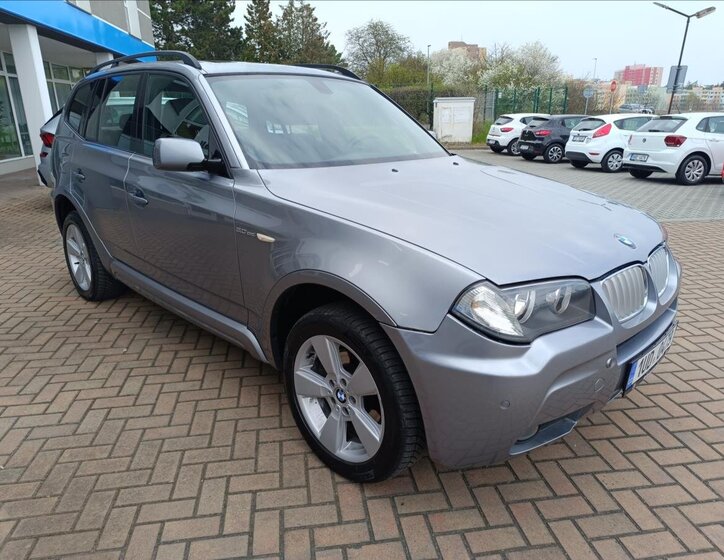 BMW X3 SUV / Terénní 3,0 l 210 kw