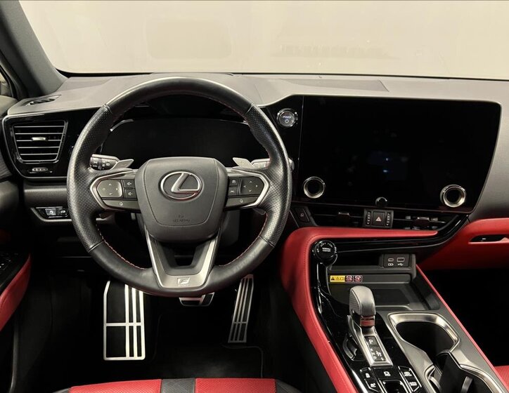 Lexus NX 450h plus SUV 2,5 l 227 kw