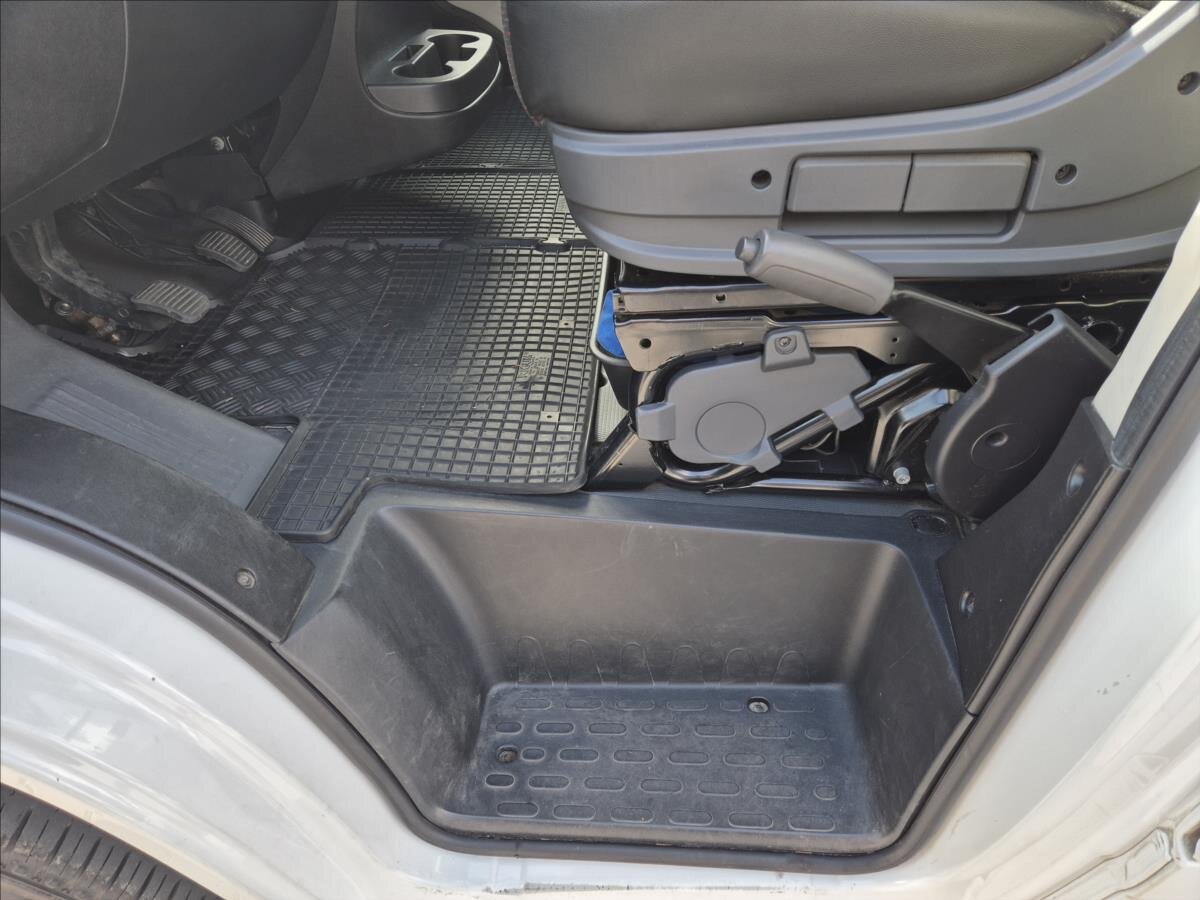 Peugeot Boxer Skříň 2,2 l 121 kw