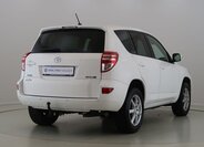Toyota RAV4 SUV / Terénní 2,0 l 116 kw