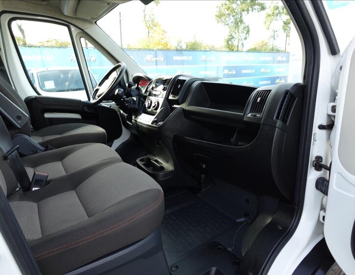 Citroën Jumper Ostatní 2,2 l 121 kw