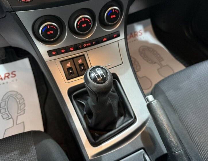 Mazda 3 Hatchback 1,6 l 77 kw